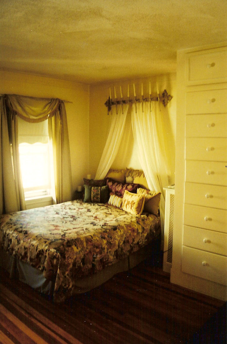 bedroom1b