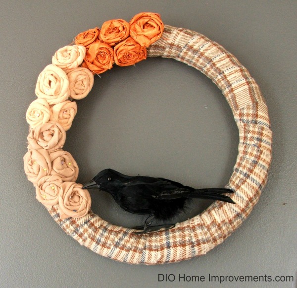 DIY Plaid Fall Wreath with Rosette Flowers and a Crow